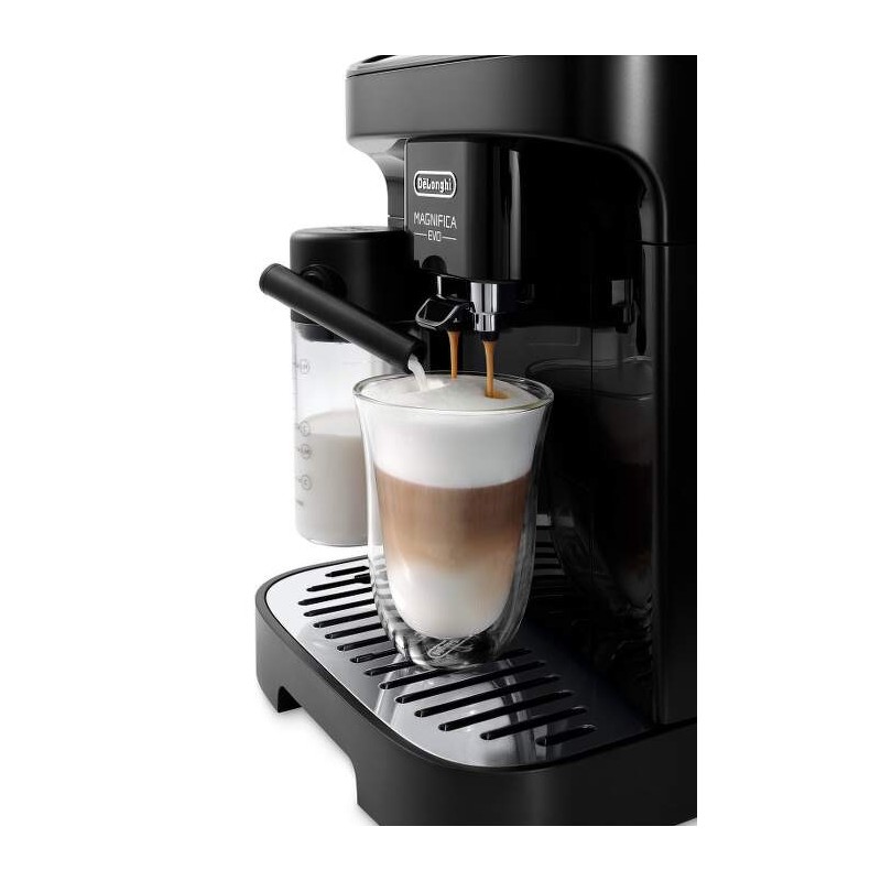 Automatické espresso DeLonghi - čištění karafy na mléko 